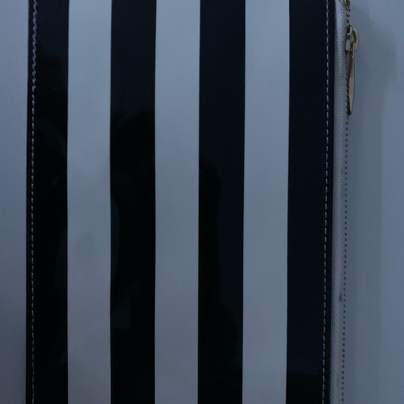 KATE SPADE POUCH - Picture 4 of 4